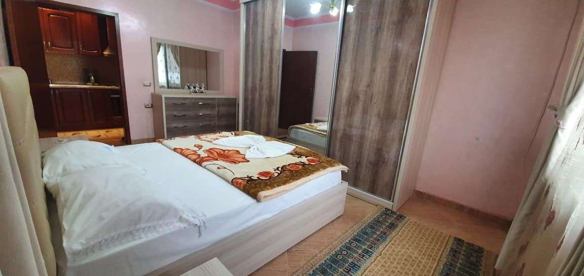 Jepet Apartamet 1+1 me qera tek rruga e kosov